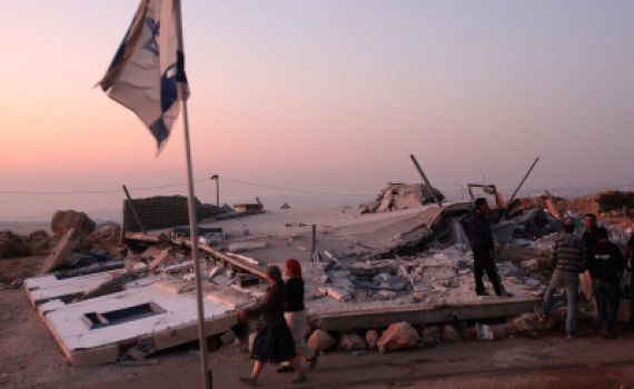 תמונות ממגרון: התפילות, ההתנגדות, העצב וההרס