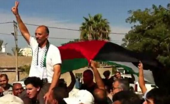 פעילי שמאל חגגו שחרור אסיר שהורשע בניסיון לרצח חיילים