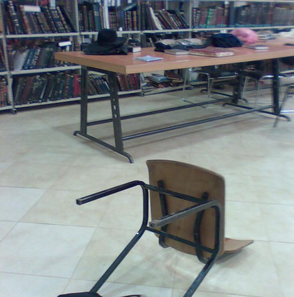 עשרות שוטרים פרצו לישיבת 'עוד יוסף חי' ביצהר