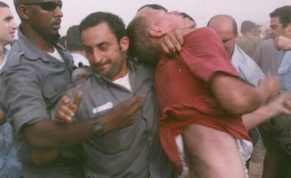 כמה פעמים צריך להרשיע שוטר אלים עד שיודח?