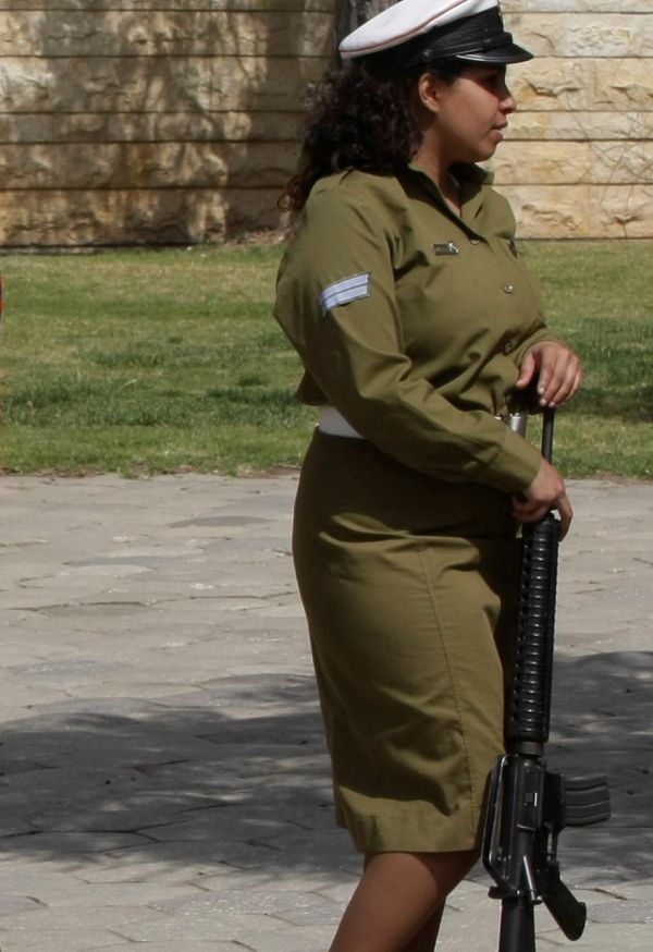 שיא: בצה"ל נערכים ל-1,500 מתגייסות דתיות בשנה