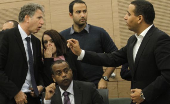 האופוזיציה הצליחה לסכל את ההצבעה על 'חוק גרוניס'