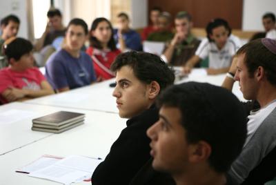 עבר בכנסת: מכיניסטים יהיו פטורים מתשלום ביטוח לאומי