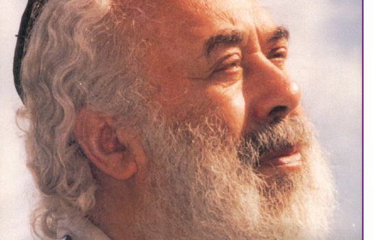 מוצאי שבת בבנייני האומה: מופע קרליבך השנתי