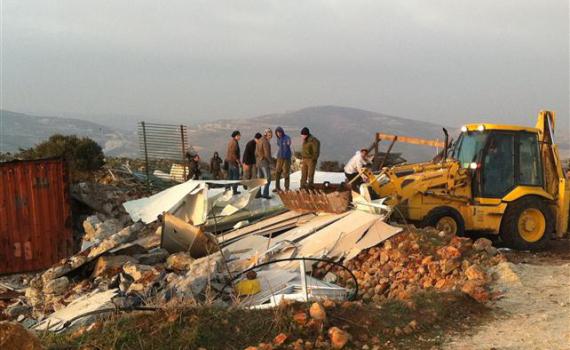 הרס במצפה יצהר: התושבים כבר התחילו לבנות מחדש