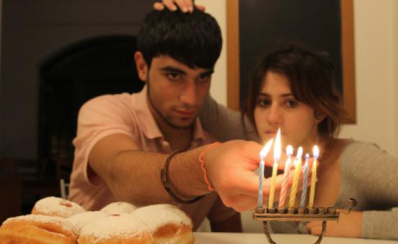 למה חילונים במדינת ישראל בכלל חוגגים את חנוכה?