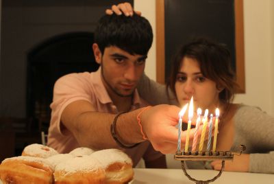 למה חילונים במדינת ישראל בכלל חוגגים את חנוכה?