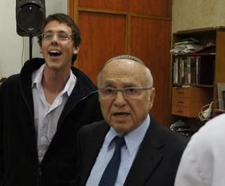 החרדים "רק לוקחים תקציבים ורומסים את כבוד התורה"