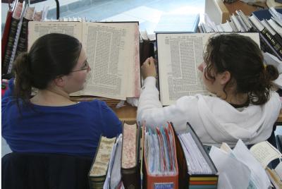 שו"ת סמס: בשולחן ערוך כתוב שאסור לבנות ללמוד גמרא