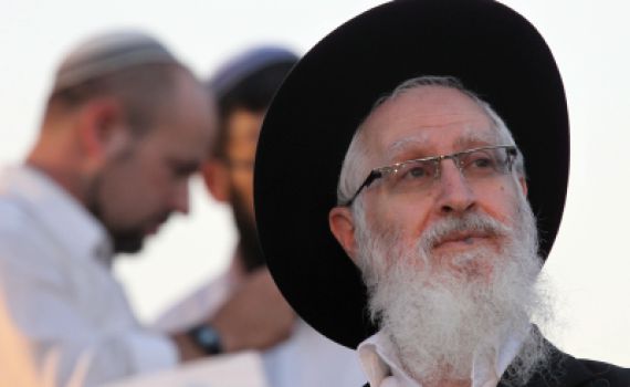 הרב יעקב יוסף: "החייל הדתי הוא כמו היתום של הצבא"