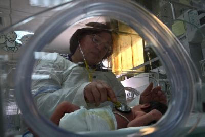 שופכים את התינוק עם המים