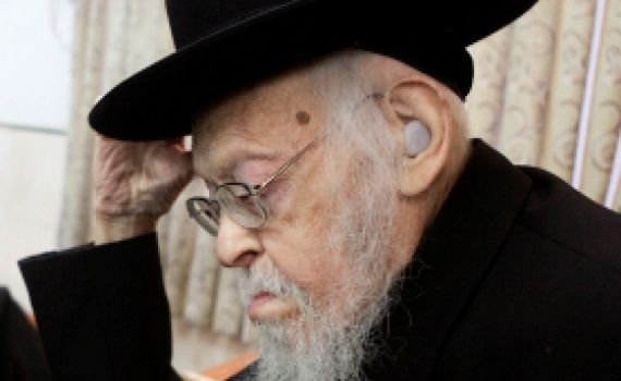 כך קיבלה הכנסת את ההודעה על מצבו של הרב אלישיב