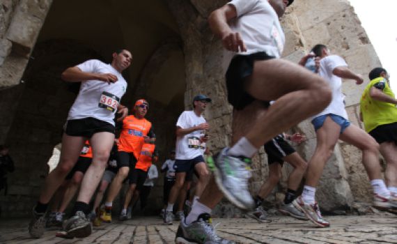 ב'זכרון מנחם' מבקשים: תירמו שכר פסיעות לחולי סרטן