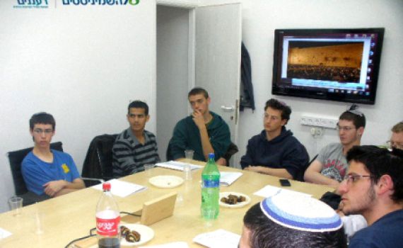 תנועת 'רעננים' הקימה חטיבה צעירה