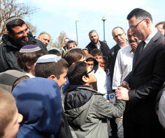 מפגן כוח לקהילה הדתית לאומית בבית שמש