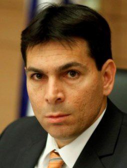 דנון לנתניהו: הוצא את השליטה על יישובי יו"ש ממשרד הביטחון