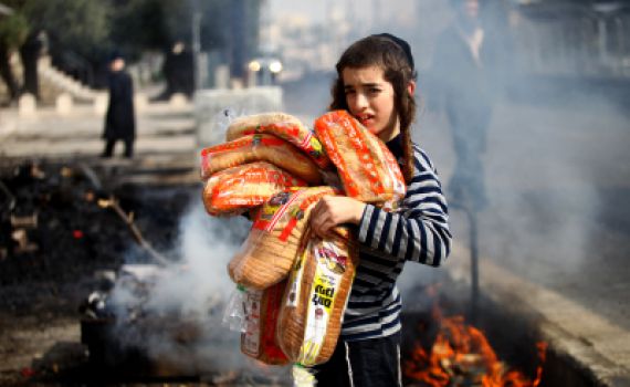רבני בית הלל: לא לשרוף את החמץ, לתת אותו לגויים