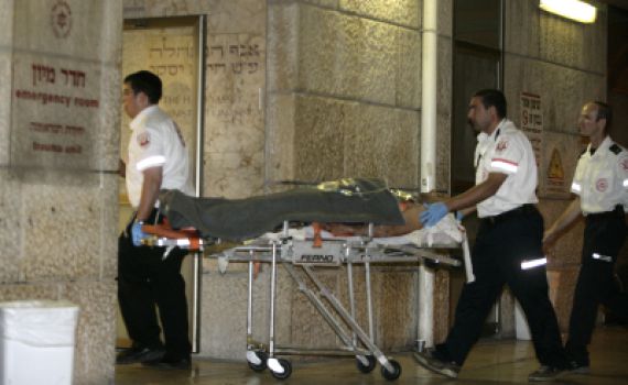 פיגוע בביה"ס יהודי בצרפת: אב ושני ילדיו נרצחו