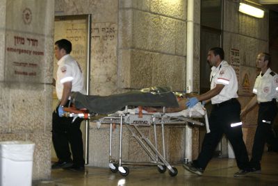 פיגוע בביה"ס יהודי בצרפת: אב ושני ילדיו נרצחו