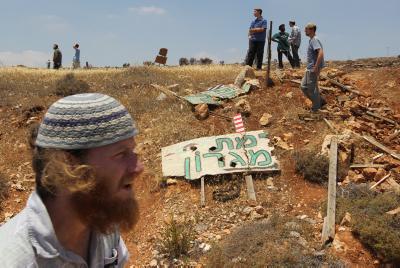 תושבי מגרון חיללו שם שמים וחתמו על הסכם כניעה