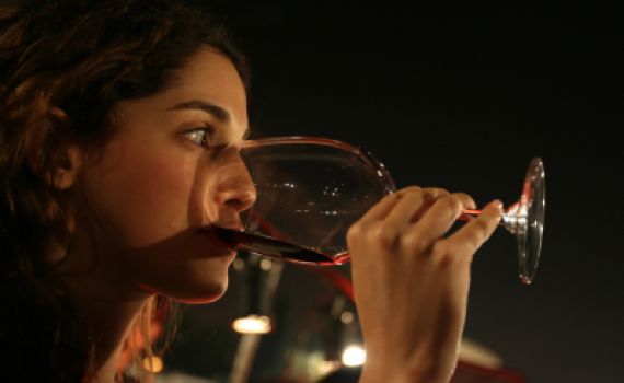 איך בליל הסדר שותים ארבע כוסות ואף אחד לא משתכר?