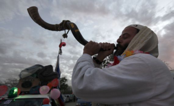 מקובל אמר שהשידוך שלי לא יצליח, מה לעשות?