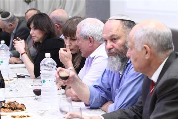 מיכאל איתן: "במקום כיפות סרוגות קיבלנו כיפות ברזל"