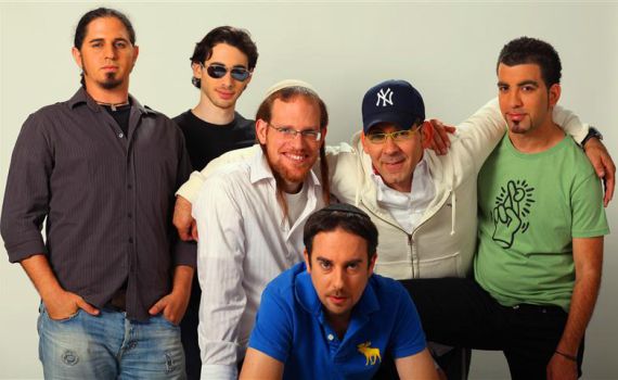 יא בה YE מודיעים לא תנצחו אותי כל כך מהר