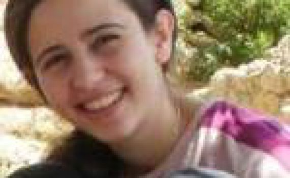 אני מוכנה להסתבך