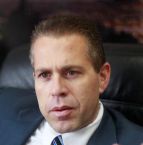 האזינו: השר גלעד ארדן "מנבא" מה יאיר לפיד יגיד