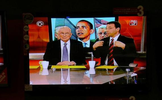 אתם קובעים מי העיתונאי המעצבן ביותר בטלוויזיה