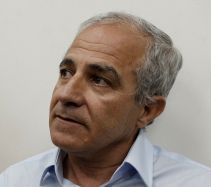 מה הופך את נבחרי הציבור שלנו למושחתים?