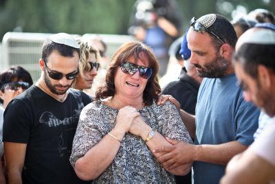 סא"ל שלום אייזנר באזכרה לסגן הילה בצלאלי ז"ל