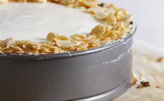 נשים בחג שבועות: תכיני עוגת גבינה ותשמרי על הילדים