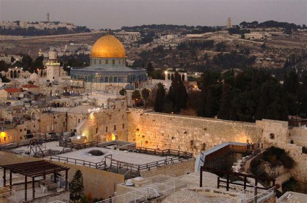 יום ירושלים: סיורים בעקבות חנן פורת ז"ל ובמזרח העיר