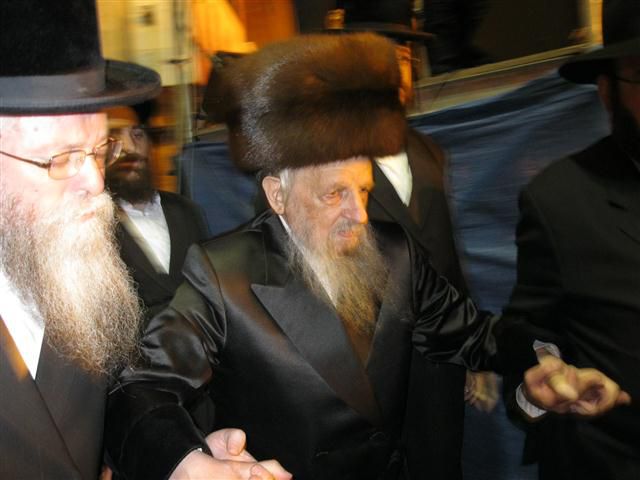 ברוך דיין האמת: נפטר האדמו"ר מסערט ויז'ניץ