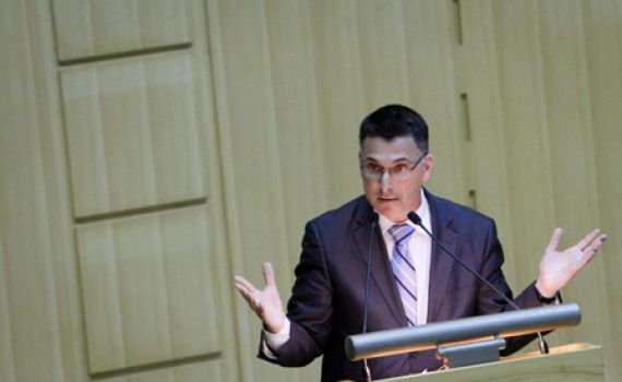 השר סער: "אין שום השקפת עולם המצדיקה הפרת חוקים"