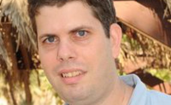 ‫עמיעד טאוב ו'מצב הרוח' מתנצלים בפני הרב אבינר