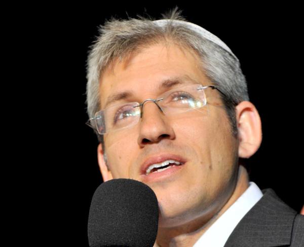 "החוברת של הבית היהודי מלאה בהתנצלויות"