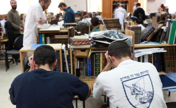 חשש: ישיבות ההסדר יפגעו מפקיעת חוק טל