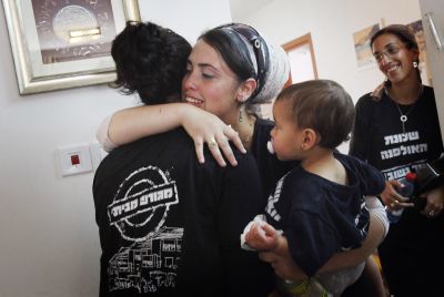 הרב אליעזר מלמד: שכונת האולפנה היא לא עמונה