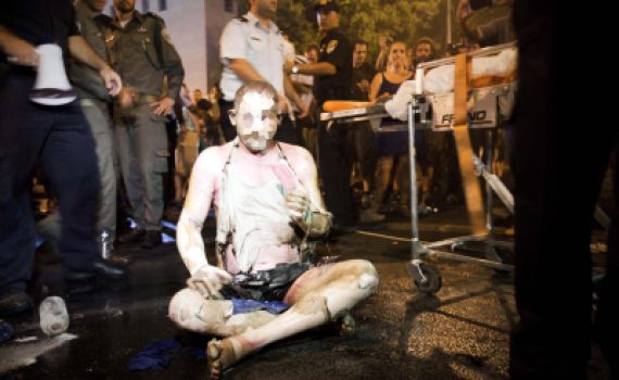 המהפכה מתקדמת! ומה זה משנה על כמה גופות היא דורכת