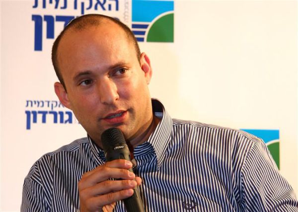 נפתלי בנט מבטיח: אשאר ב'בית היהודי' גם אם אפסיד