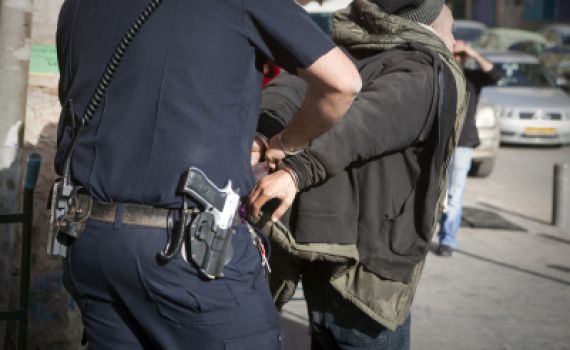 הרב אבינר: מה שאינו חוקי, גם אסור על פי ההלכה