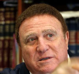 האזינו: יהורם גאון ביקר במגרון וחזר עם תובנות