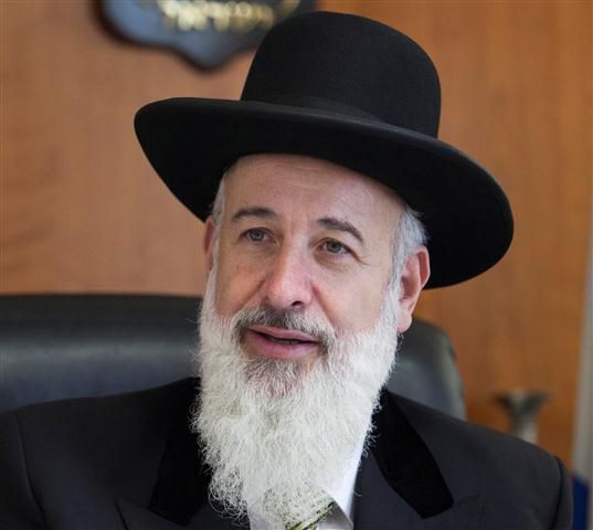 הרב מצגר על קמפיין הרבנות של 'צהר': מאיפה הכסף?