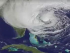 שידור חי: הסופה סנדי מכה בחוף המזרחי של ארה"ב