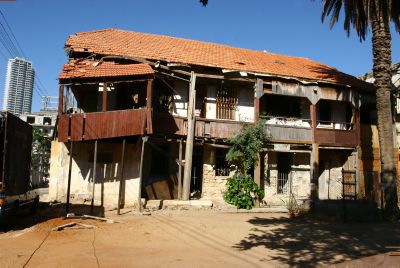 מה לעשות כשההורים מתנגדים שאפגש עם בחור עני?