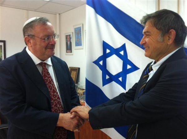 עזב את בנט: יהודה דוד עובר לתמוך ברב הרשקוביץ