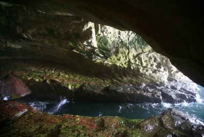 וחושך על פני תהום